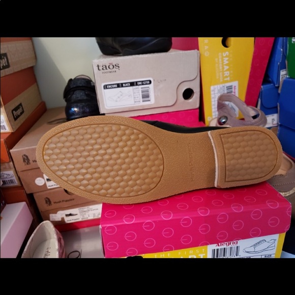 Hush Puppies Chardon Slip on black leather - Picture 2 of 2